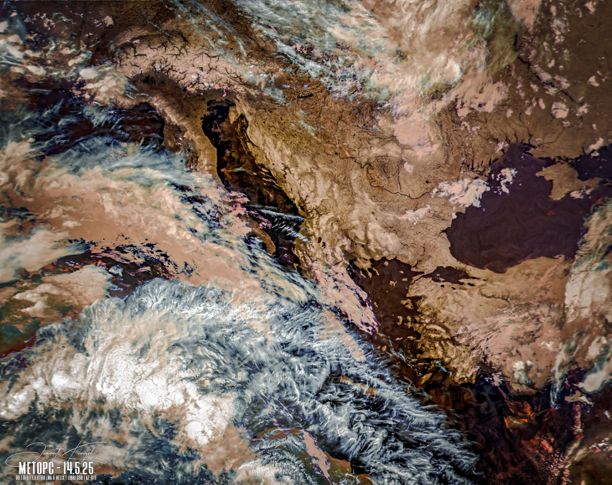 5.25 MetOpC avhrr 3 AVHRR 3b45 IR False Color